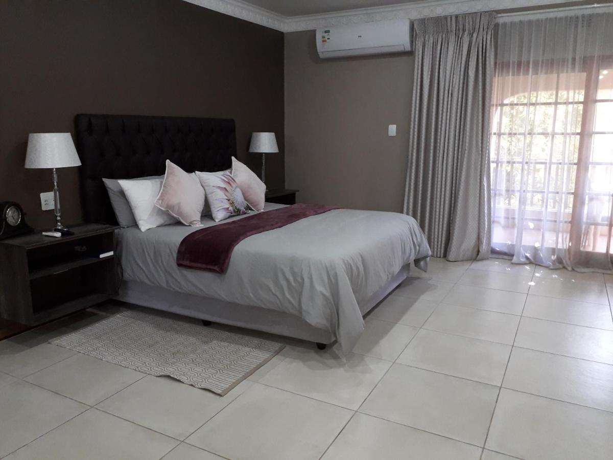 Tuscany Vryburg Dış mekan fotoğraf