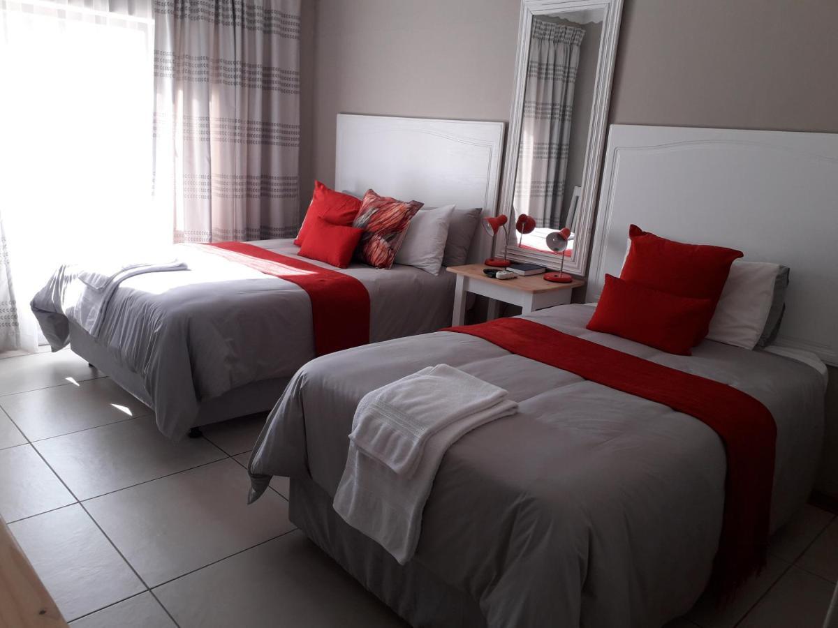 Tuscany Vryburg Dış mekan fotoğraf
